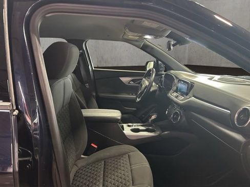 Used 2020 Chevrolet Blazer LT FWD image 13