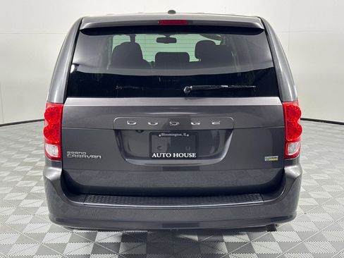 Used 2017 Dodge Grand Caravan SE w/ Power Window Group image 4