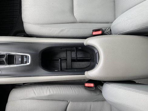 Used 2019 Honda HR-V EX image 28