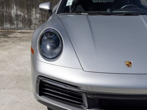 Certified 2022 Porsche 911 Carrera S RWD image 14