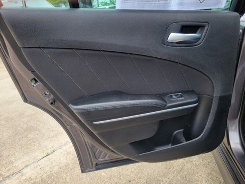Used 2023 Dodge Charger SXT RWD image 33