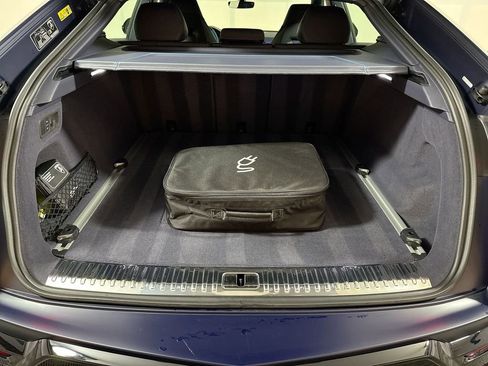 Used 2025 Lamborghini Urus SE image 88