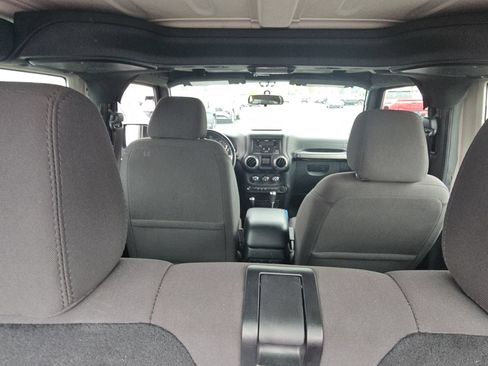 Used 2017 Jeep Wrangler Sport w/ Quick Order Package 24S AWD/4WD image 24