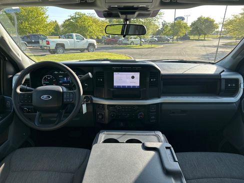 Used 2024 Ford F250 XL w/ STX Appearance Package AWD/4WD image 13