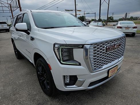 Used 2022 GMC Yukon Denali image 11