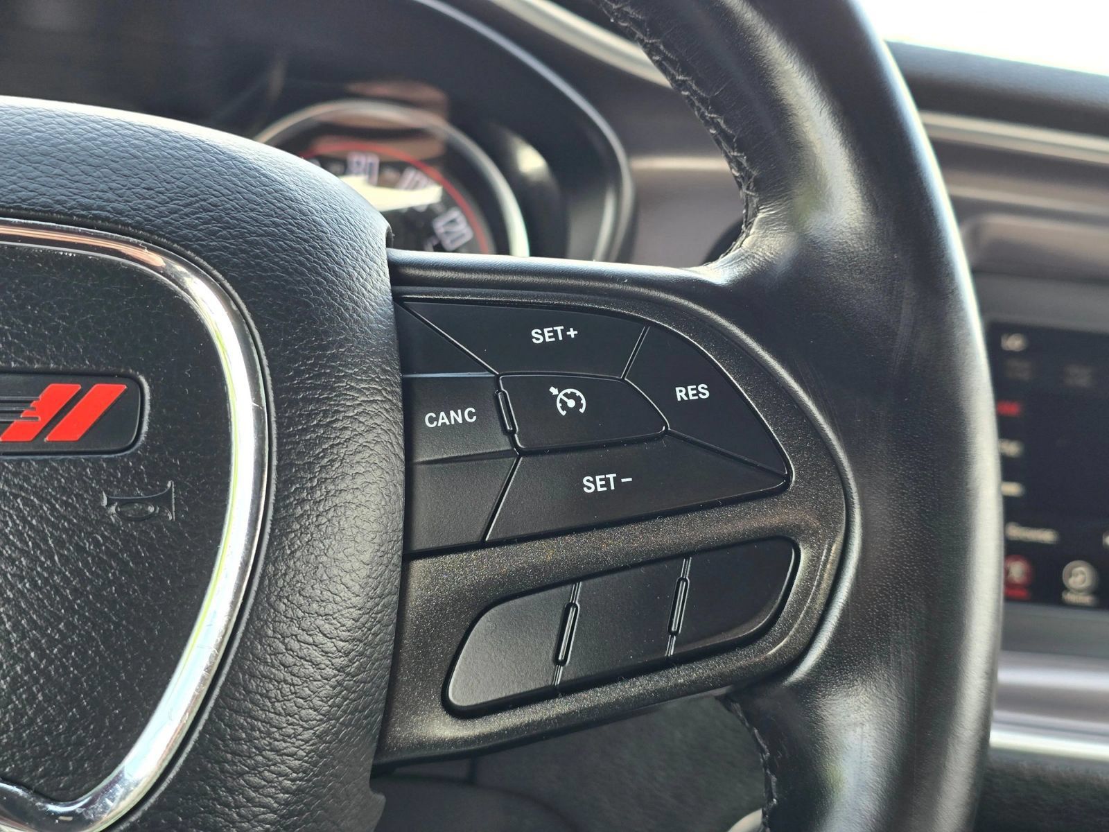Used 2020 Dodge Challenger SXT RWD image 26