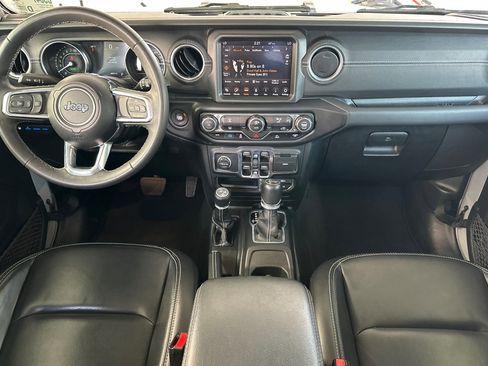 Used 2023 Jeep Wrangler Sahara image 13