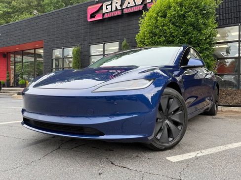 Used 2024 Tesla Model 3 Long Range RWD image 2