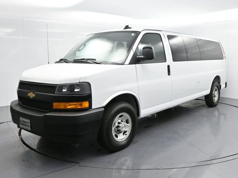 Used 2025 Chevrolet Express 3500 LS image 3