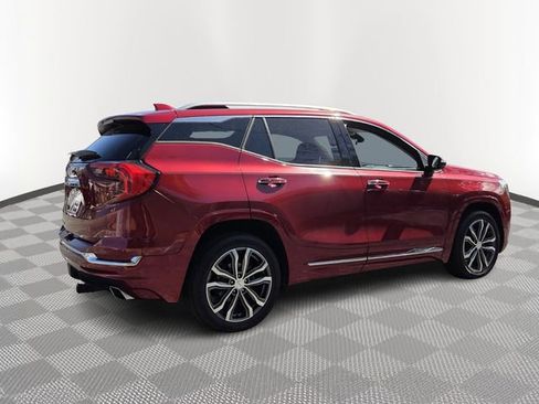 Used 2019 GMC Terrain Denali w/ Advanced Safety Package image 6