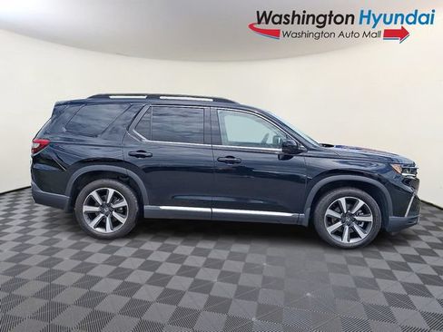 Used 2025 Honda Pilot Elite image 7