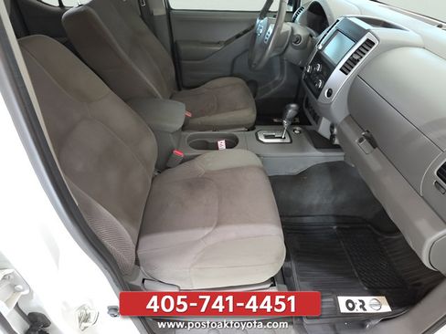 Used 2020 Nissan Frontier SV w/ Midnight Edition Floor Mats RWD image 27