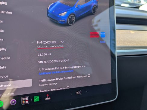 Used 2023 Tesla Model Y Long Range AWD/4WD image 23