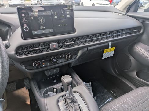 New 2026 Honda HR-V LX image 21