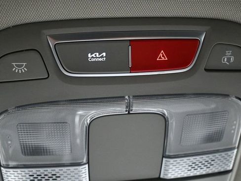 Used 2024 Kia Telluride LX image 24