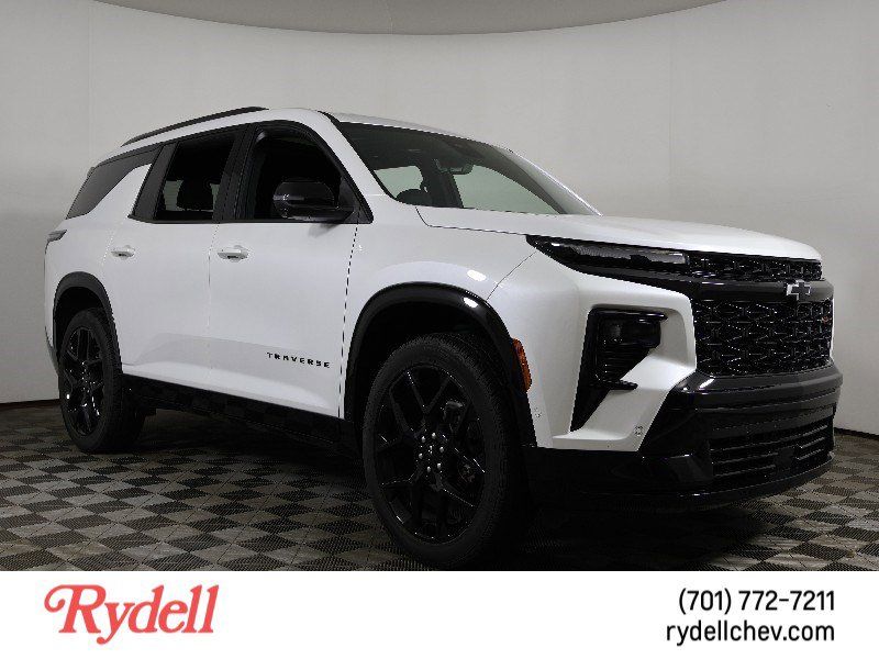 Certified 2024 Chevrolet Traverse RS w/ LPO, Floor Liner Package image 1