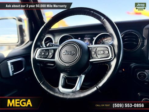 Used 2021 Jeep Gladiator High Altitude AWD/4WD image 21