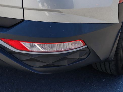 Used 2023 Hyundai Tucson SEL w/ Convenience Package FWD image 12