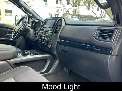 Used 2023 Nissan Titan SV w/ SV Convenience Package image 31