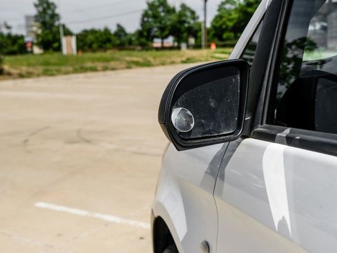 Used 2018 Mercedes-Benz Metris image 32
