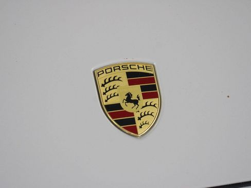 Certified 2024 Porsche Cayenne AWD/4WD image 29