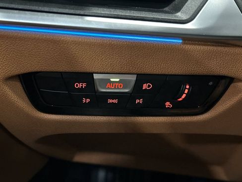 Used 2023 BMW i4 eDrive35 w/ Premium Package RWD image 31