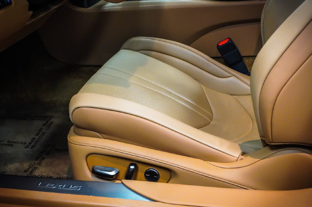 Certified 2022 Lexus LC 500 Convertible RWD image 11