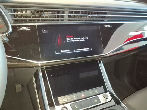 Used 2025 Audi Q8 Premium Plus w/ Premium Plus Package image 13