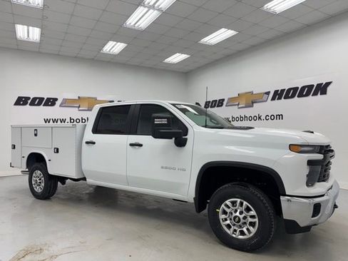 New 2026 Chevrolet Silverado 2500 W/T w/ WT Convenience Package RWD image 3