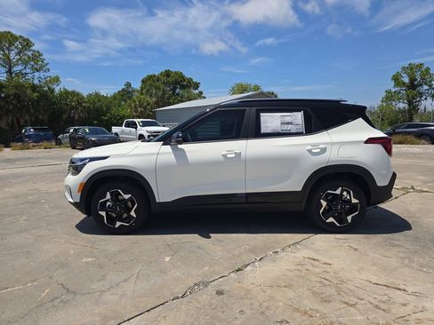 New 2026 Kia Seltos S FWD image 5