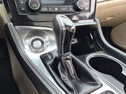 Used 2016 Nissan Maxima 3.5 SL FWD image 14