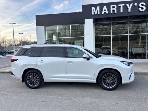 Used 2024 Lexus TX 350 AWD w/ Cold Weather Package image 2