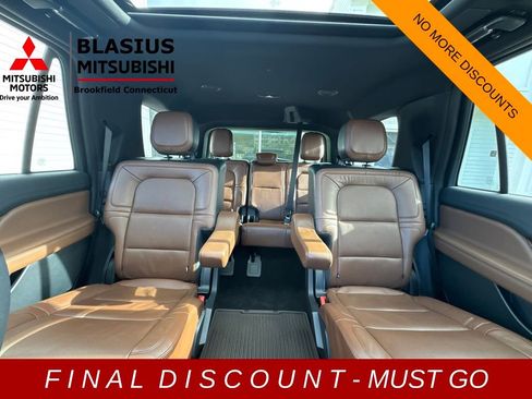 Used 2022 Lincoln Navigator Reserve image 40