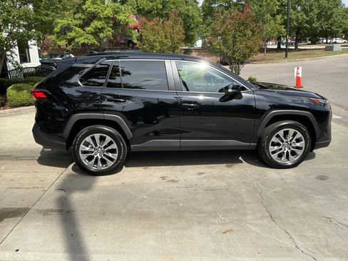 Used 2023 Toyota RAV4 XLE Premium AWD/4WD image 11