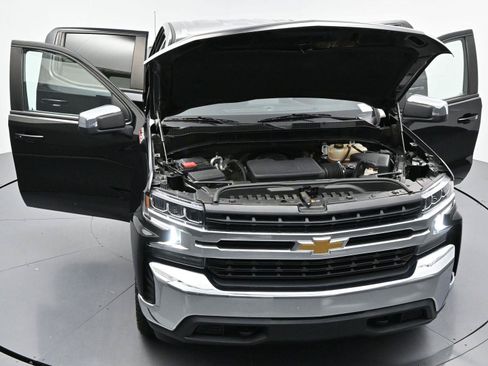 Used 2022 Chevrolet Silverado 1500 LT AWD/4WD image 42