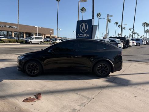 Used 2022 Tesla Model X AWD/4WD image 2