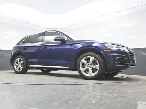 Used 2020 Audi Q5 Prestige w/ Prestige Package AWD/4WD image 39