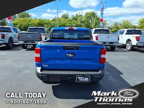 New 2025 Ford Maverick XLT image 4