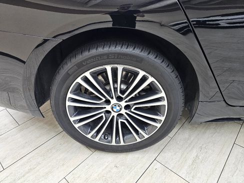 Used 2020 BMW 530i w/ Convenience Package image 43