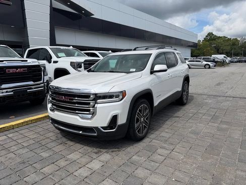 Used 2020 GMC Acadia SLT w/ Trailering Package FWD image 2