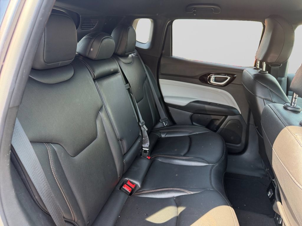 Used 2024 Jeep Compass Limited AWD/4WD image 18