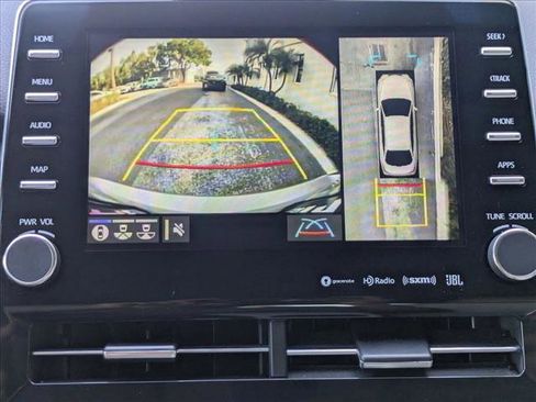 Used 2019 Toyota Avalon Limited image 13