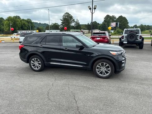 Used 2023 Ford Explorer Limited w/ Equipment Group 301A AWD/4WD image 7