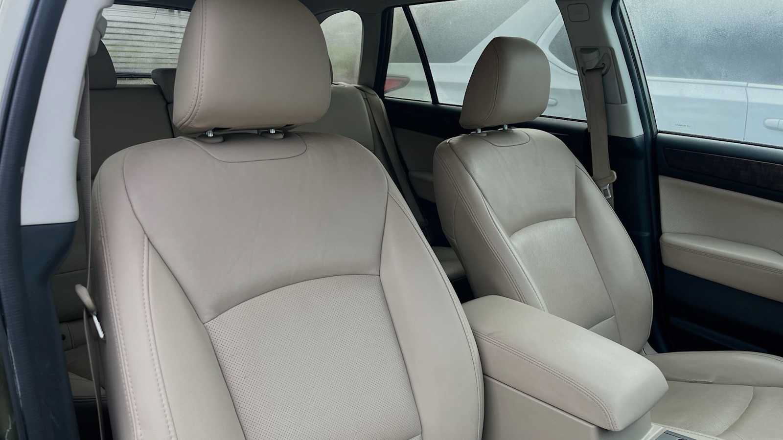 Used 2015 Subaru Outback 2.5i Limited AWD/4WD image 36