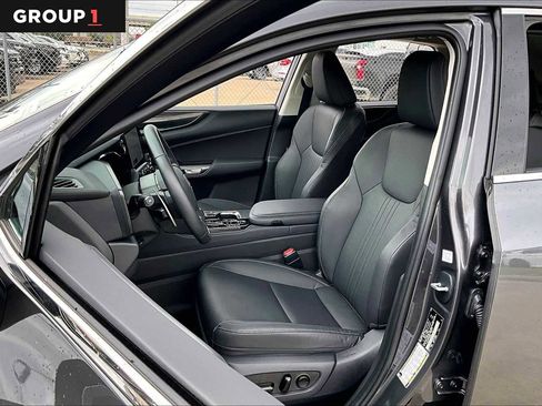 Certified 2026 Lexus NX 350 AWD w/ Accessory Package (Z1) image 7