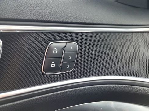 Used 2018 Ford Explorer Limited image 14