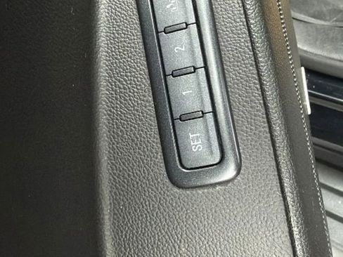 Used 2017 Chevrolet Suburban LT image 20