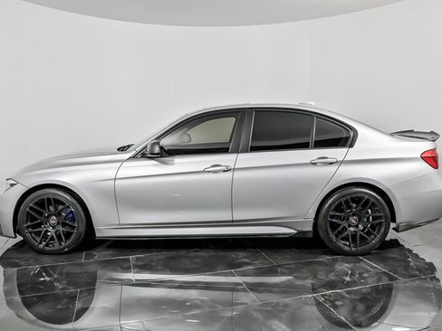 Used 2018 BMW 320i xDrive Sedan image 7
