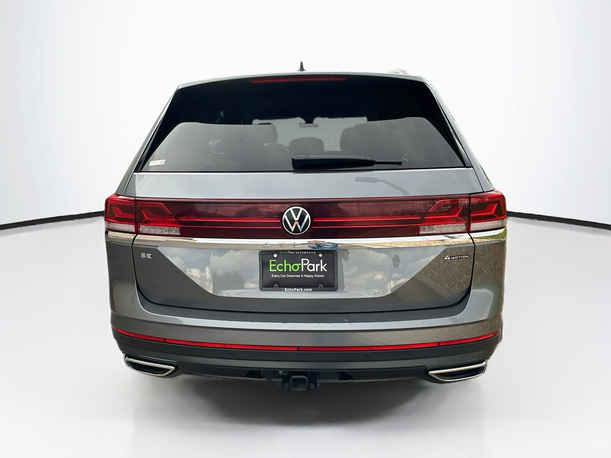 Used 2025 Volkswagen Atlas SE AWD/4WD image 7