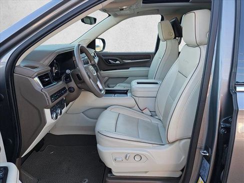Certified 2021 GMC Yukon Denali w/ Denali Ultimate Package image 17